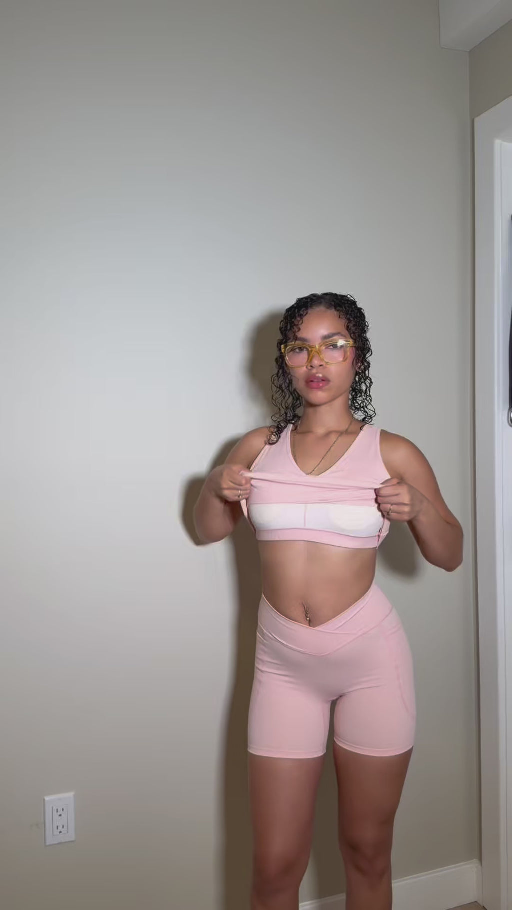 THE ESSENTIAL TOP — BLUSH